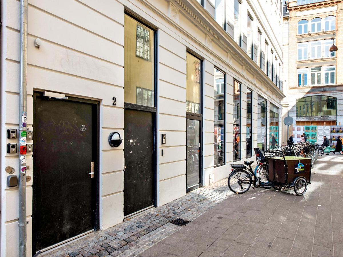 Sanders Leaves - Charming Three-Bedroom Apartment In Downtown Copenaghen Esterno foto